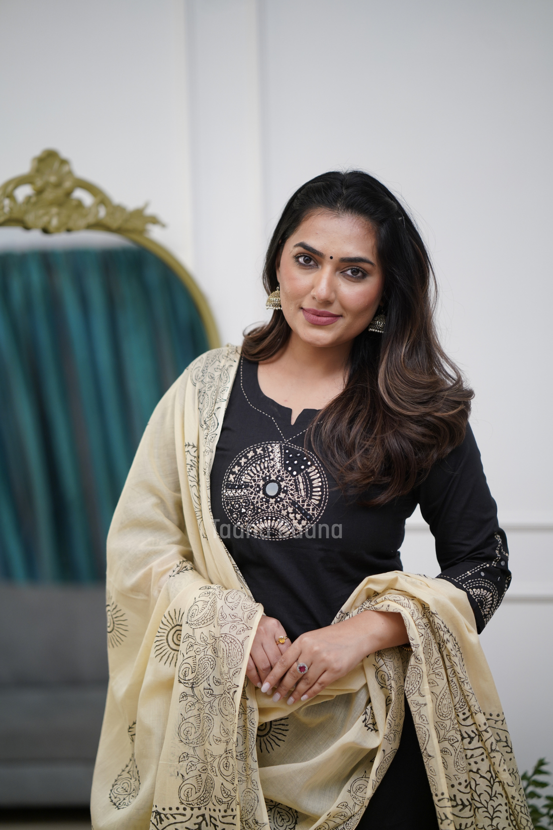 Dupatta Pant Set