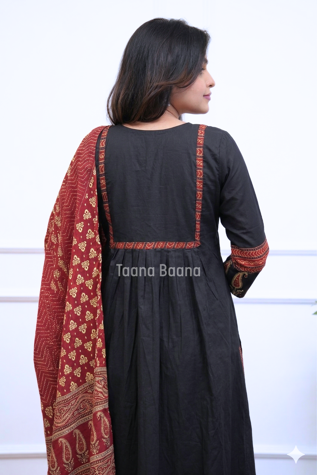Dupatta Pant Set