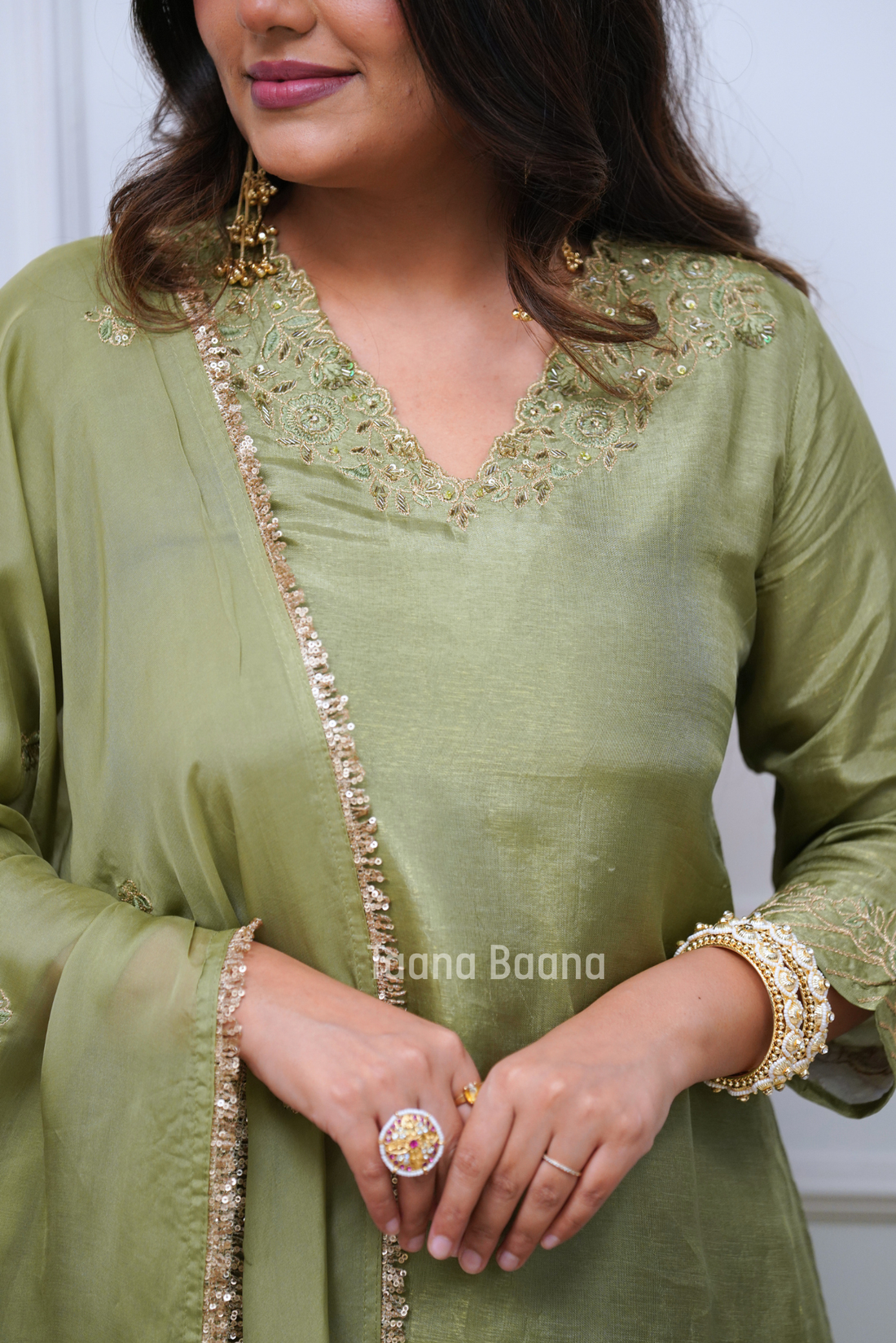Dupatta Salwar suit