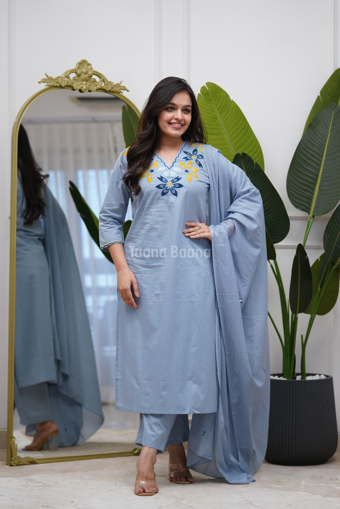 Dupatta Pant Set