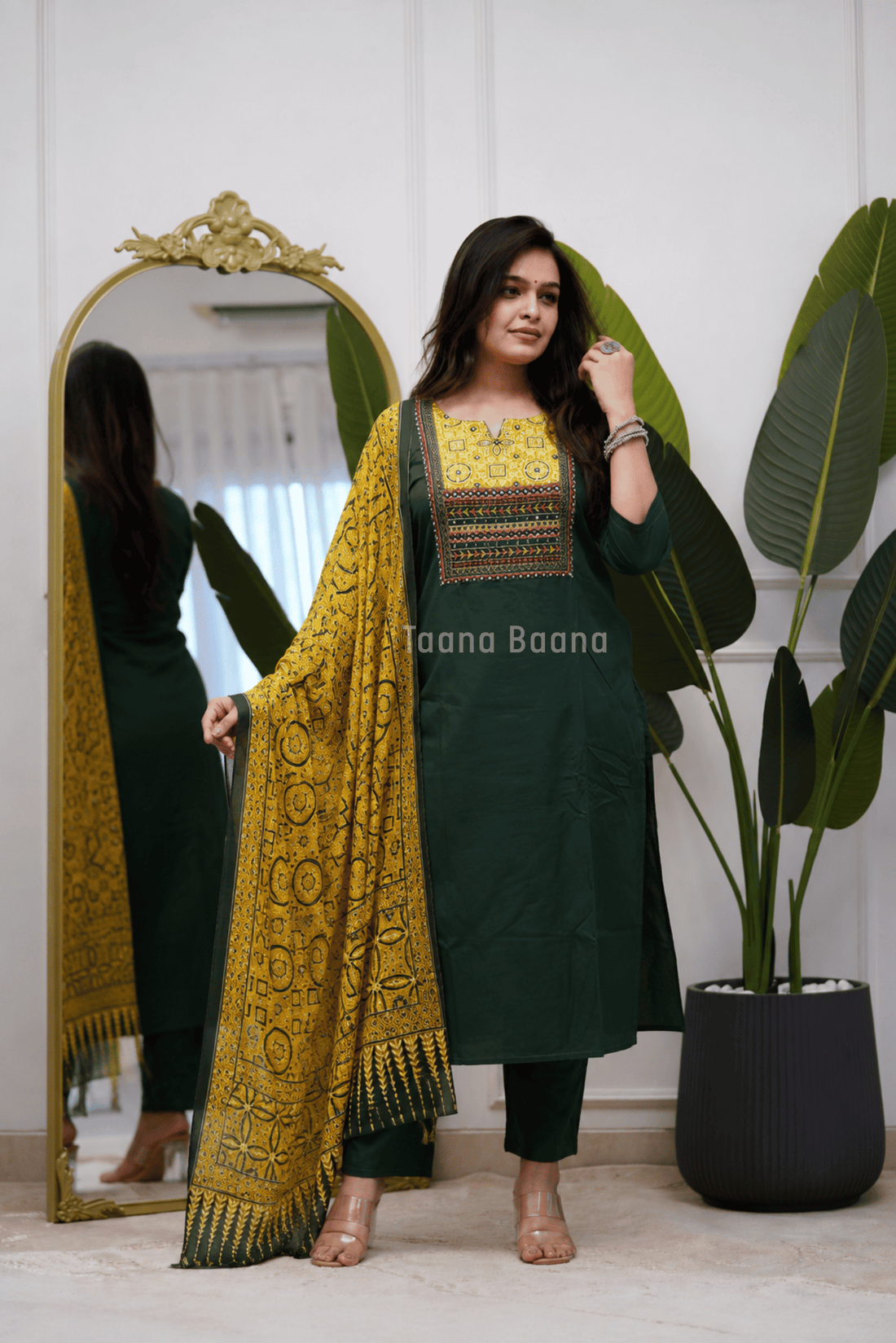 Dupatta Pant Set