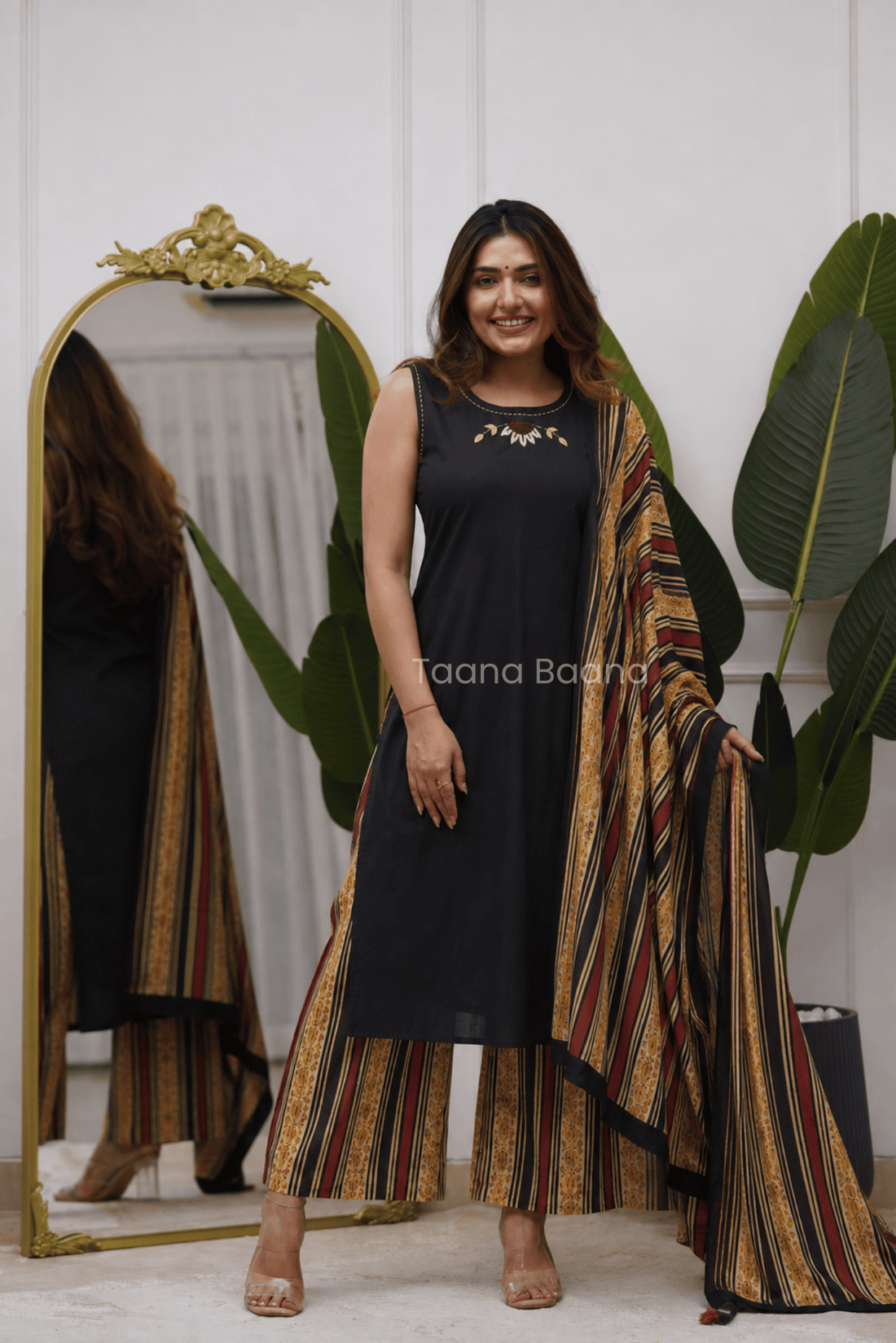 Duppata Pant Set
