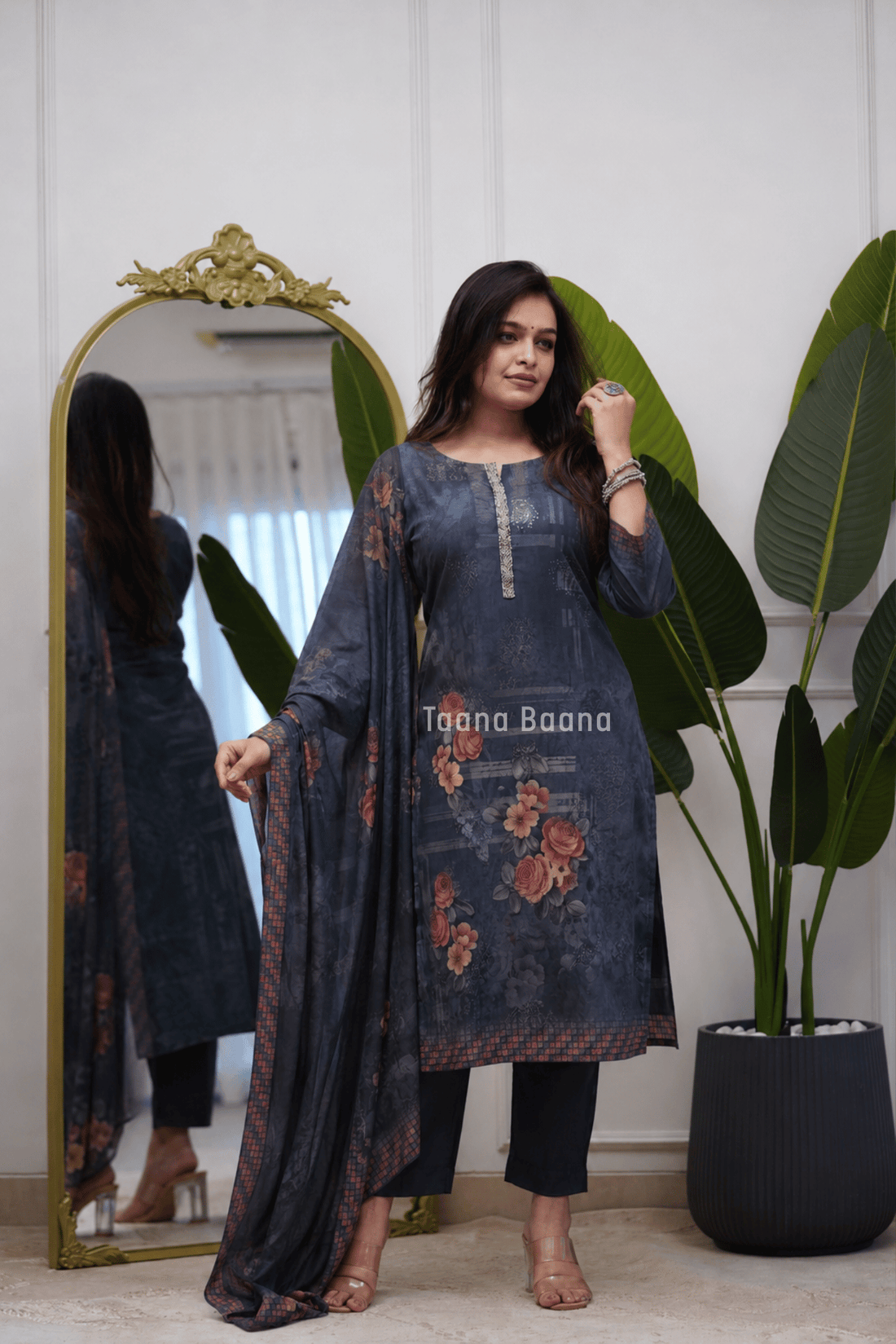 Dupatta Pant Sets