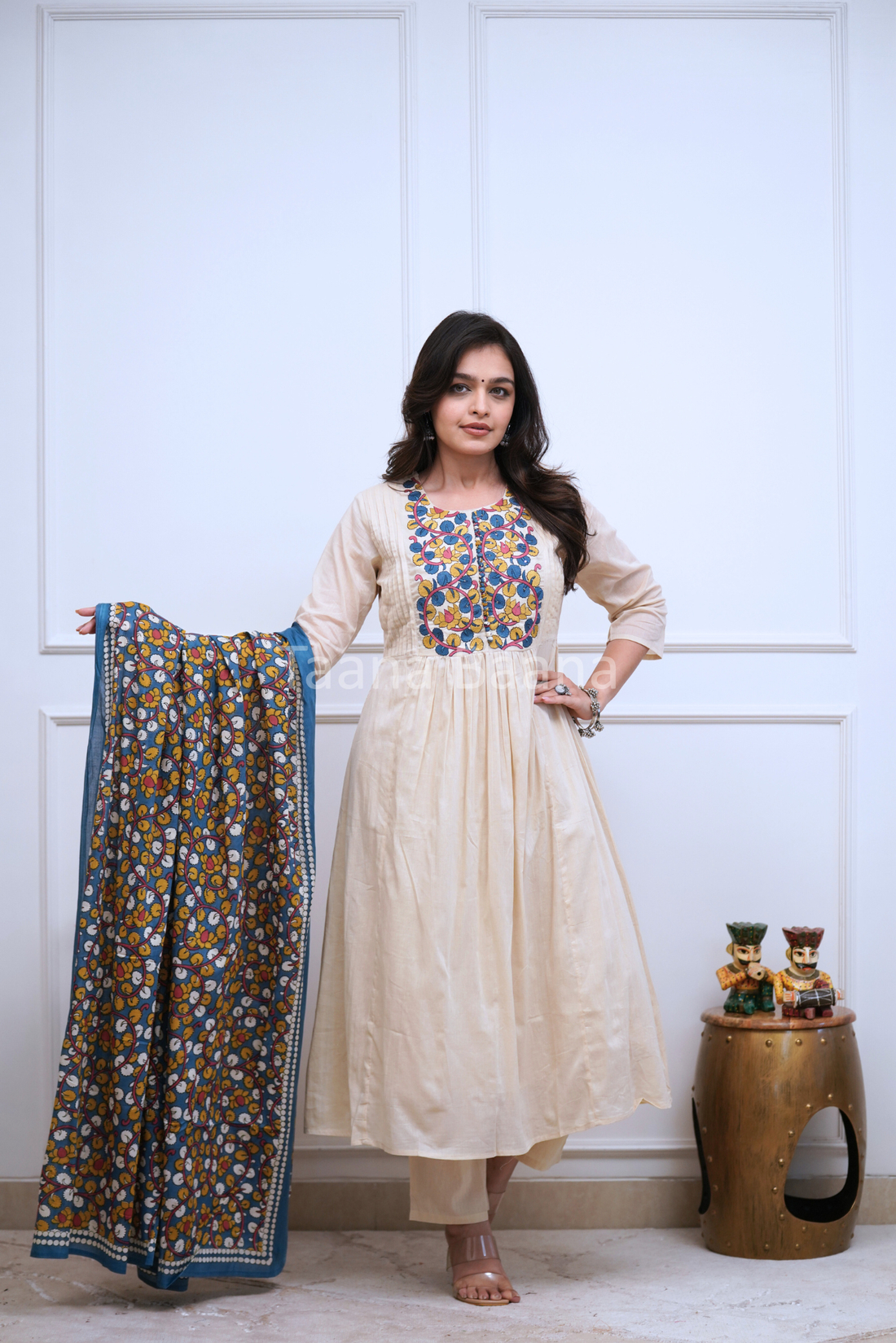 Dupatta Pant Set