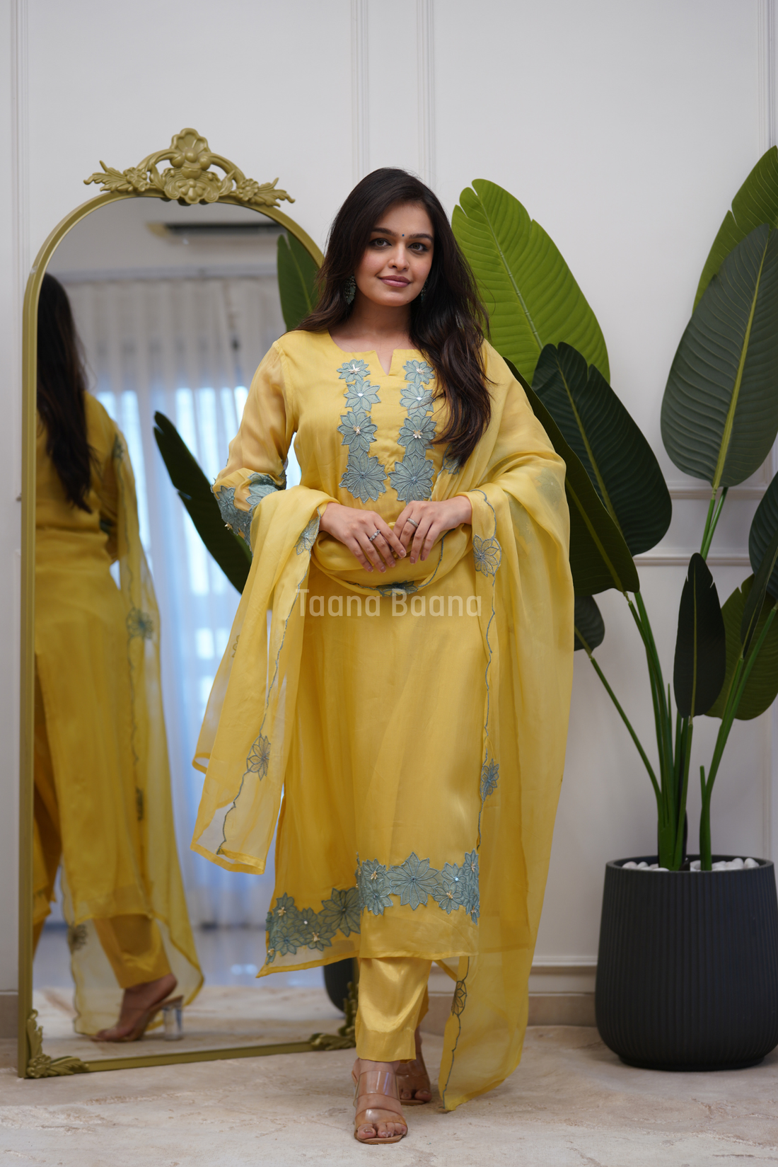 Dupatta Pant Set