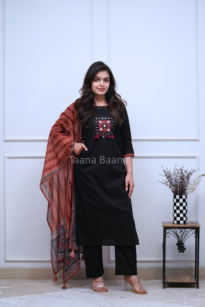Dupatta Pant Set