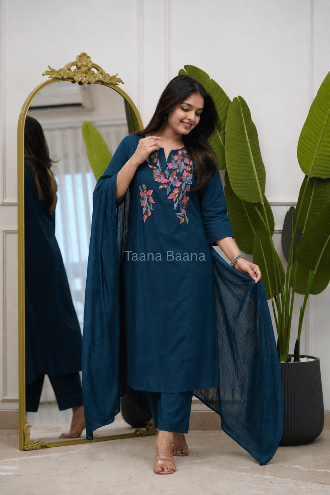 Dupatta Pant Set