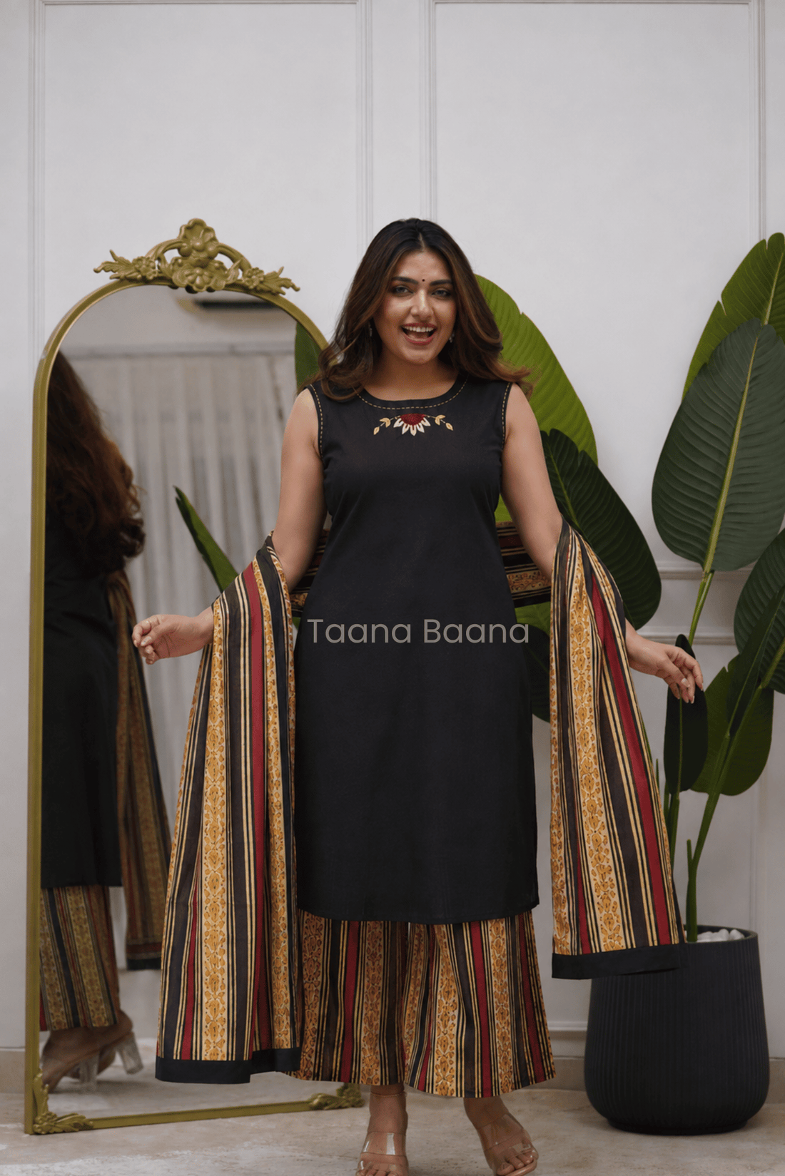 Duppata Pant Set