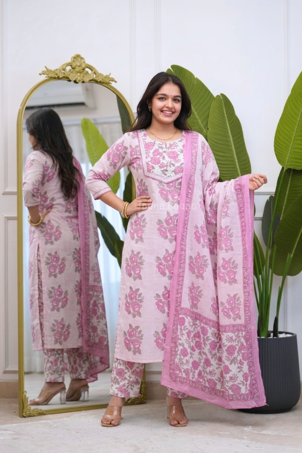 Dupatta Pant Set