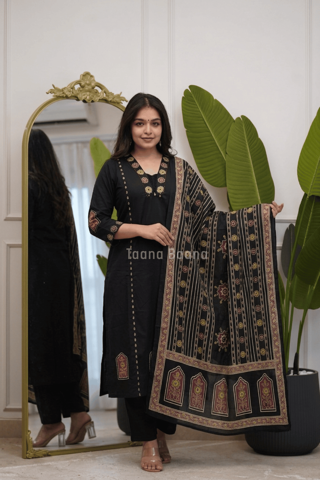 Dupatta Pant Set