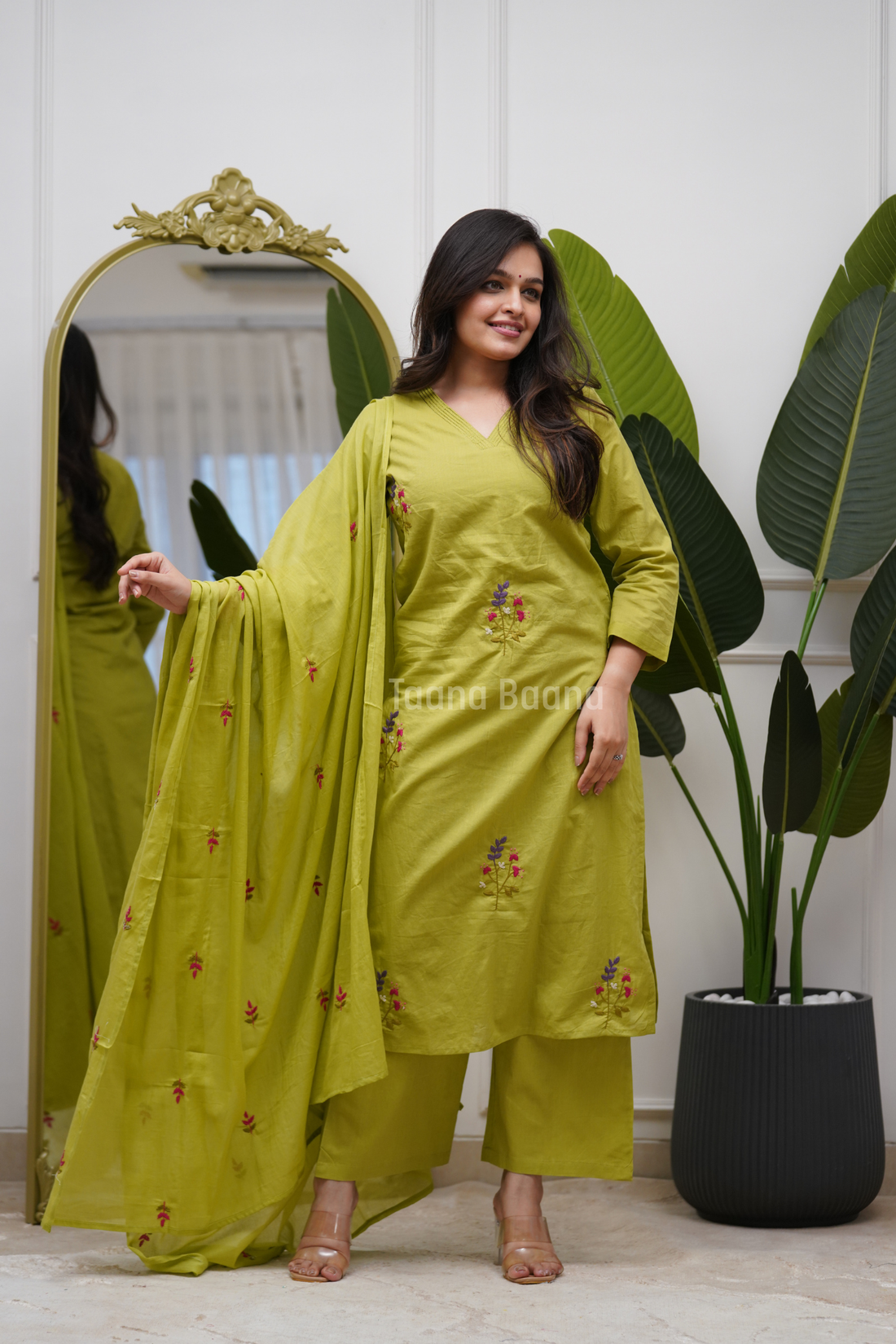 Dupatta Pant Set