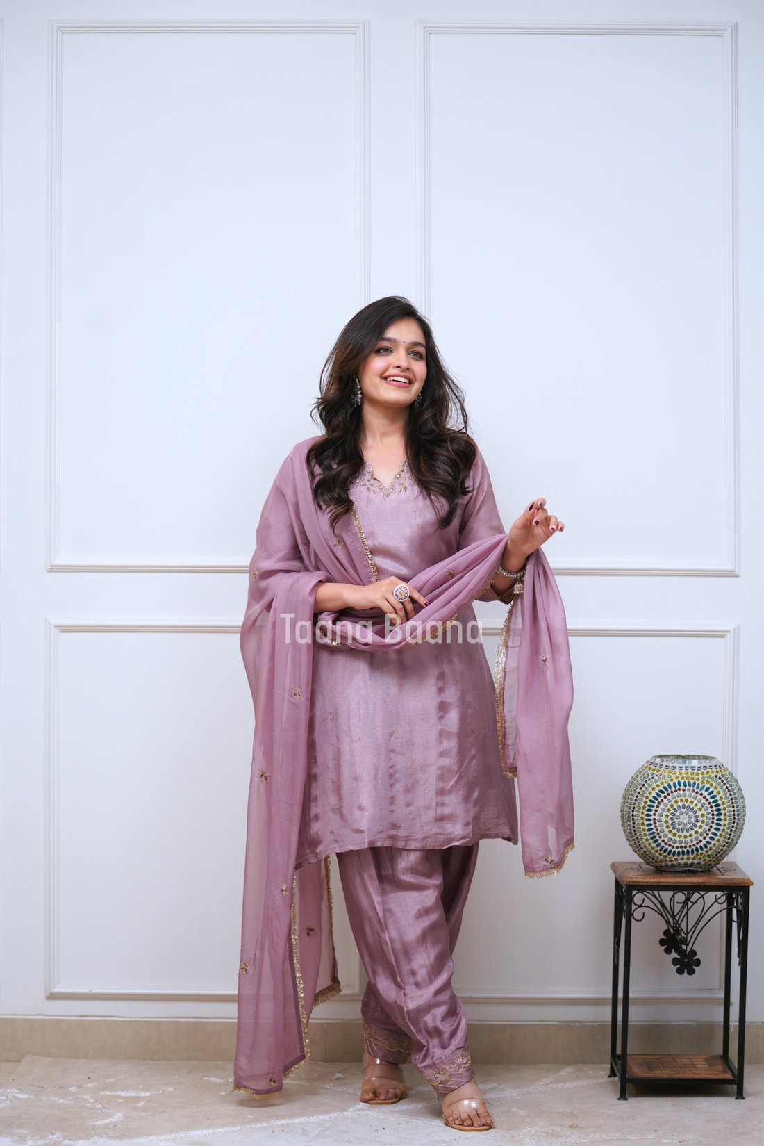 Dupatta Salwar suit