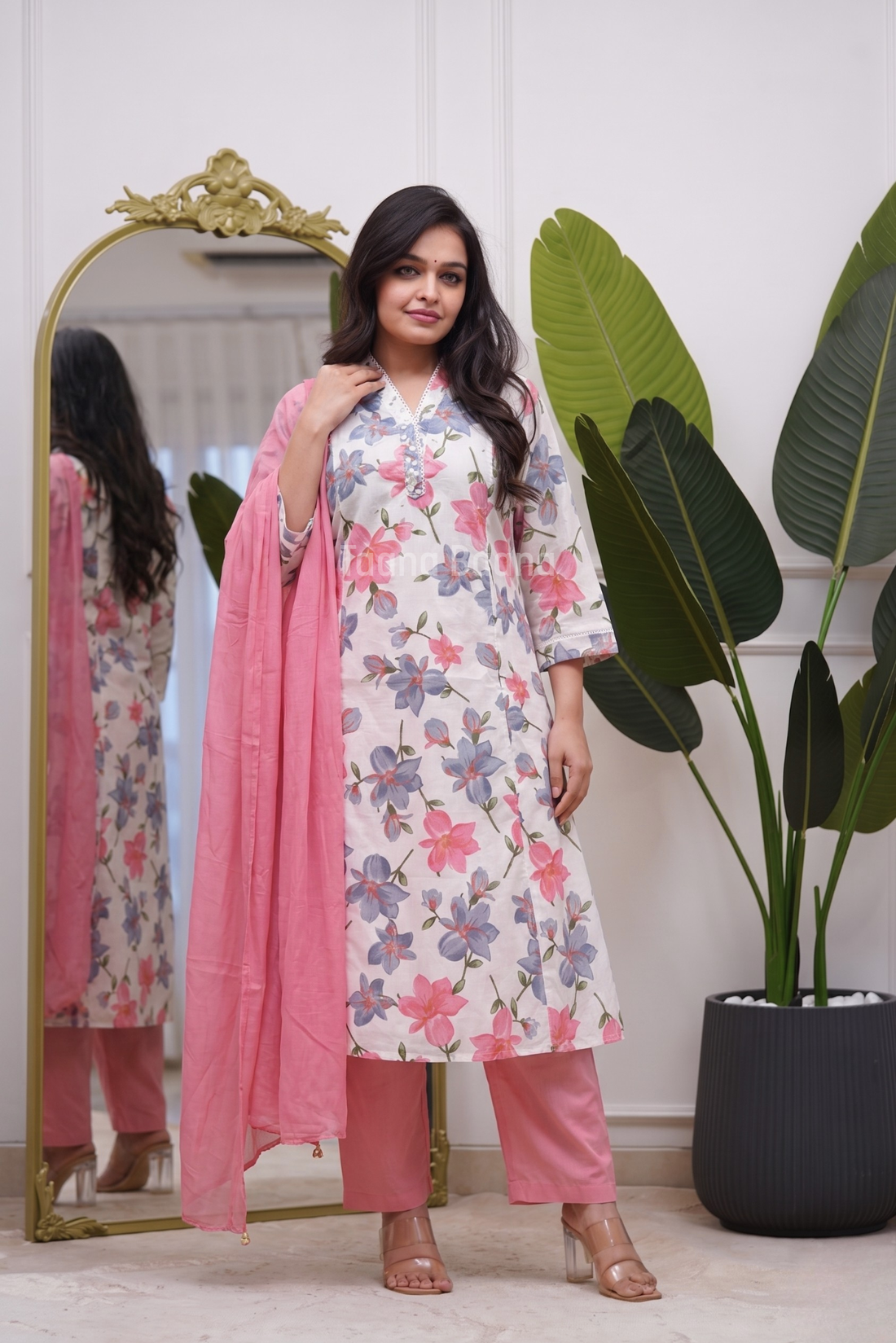 Dupatta Pant Set