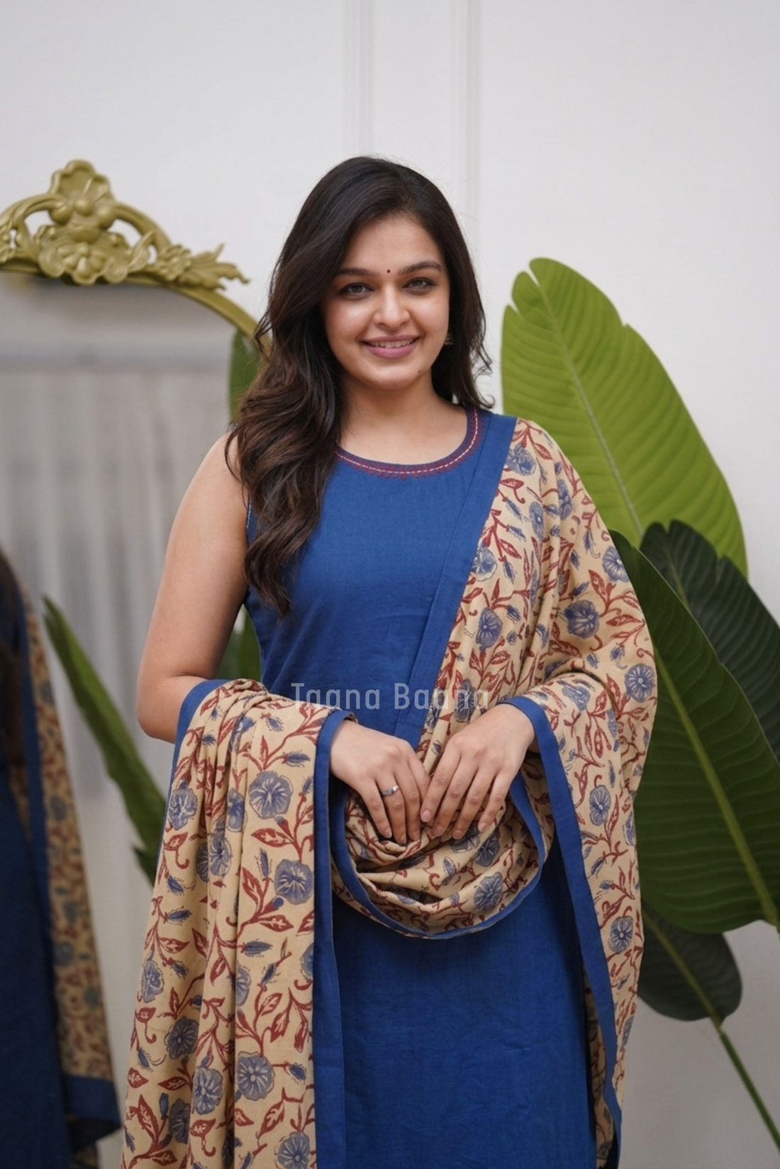 Sleeveless Dupatta Pant Sets