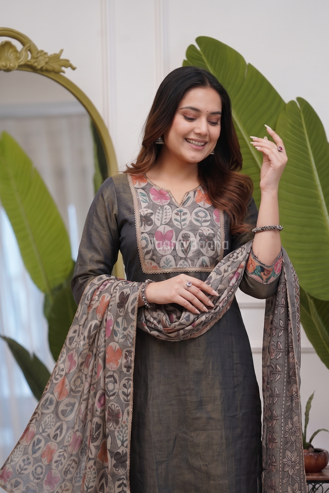 Dupatta Pant Set