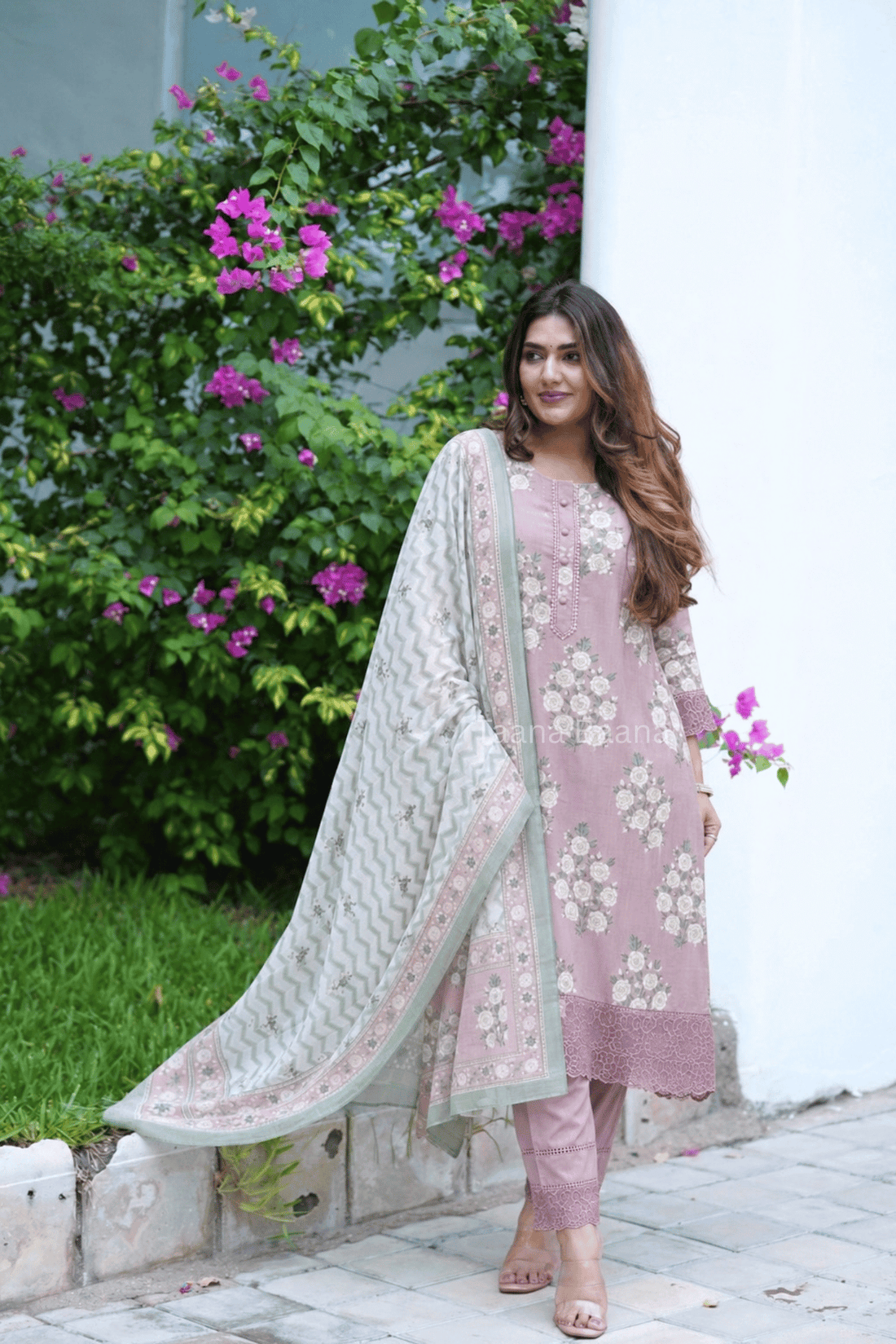Dupatta Pant Set