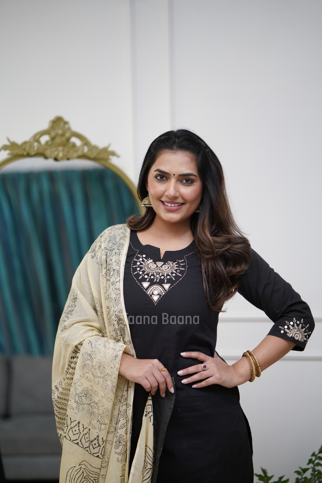 Dupatta Pant Set