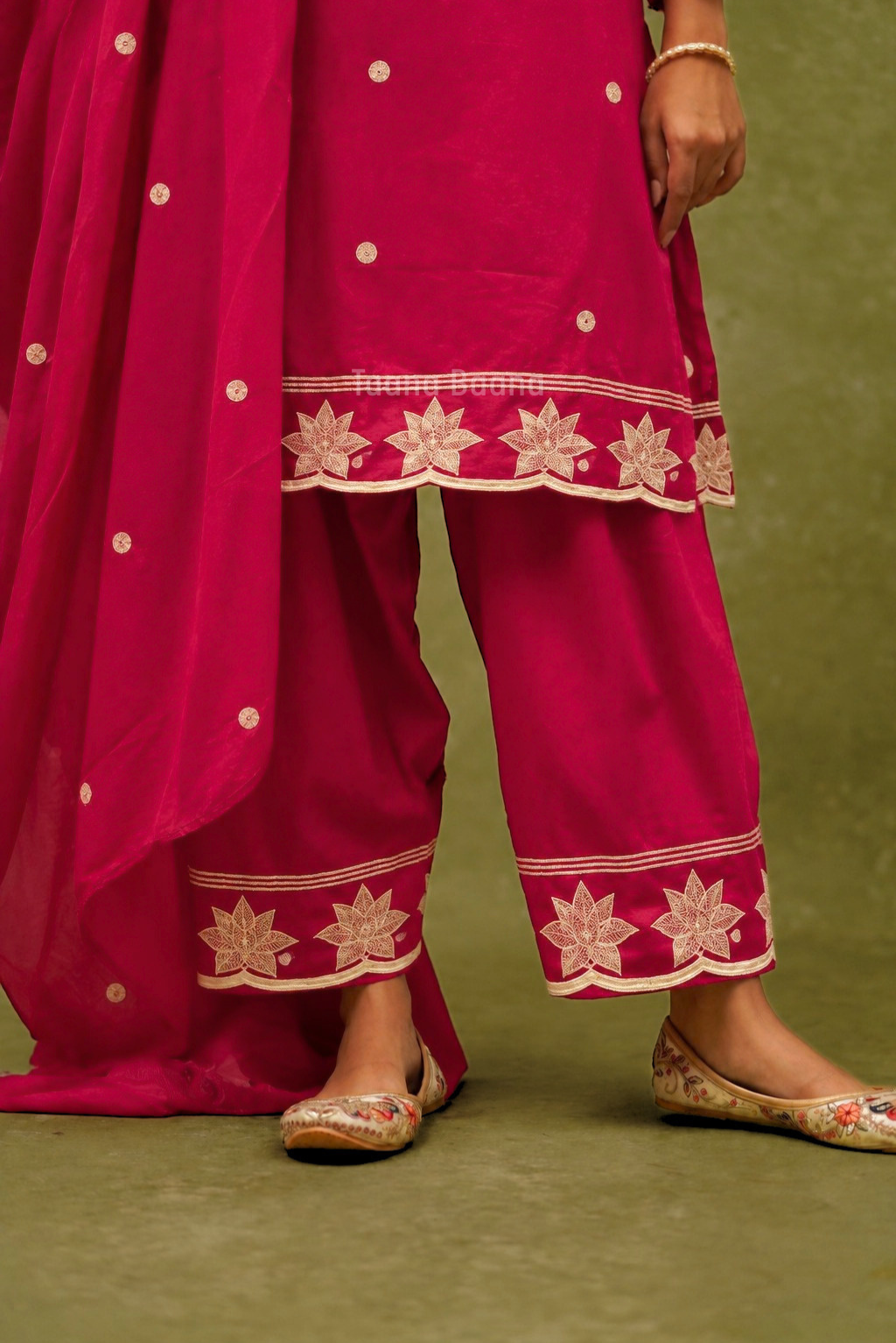 Dupatta Pant Set