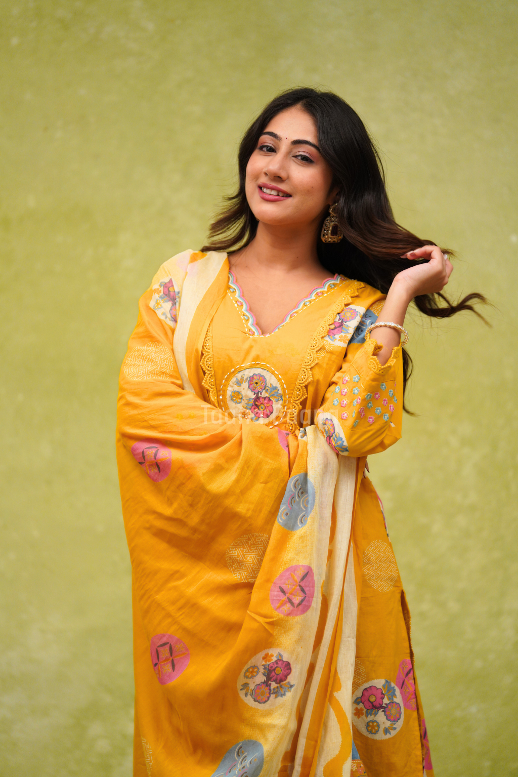 Dupatta Pant Set