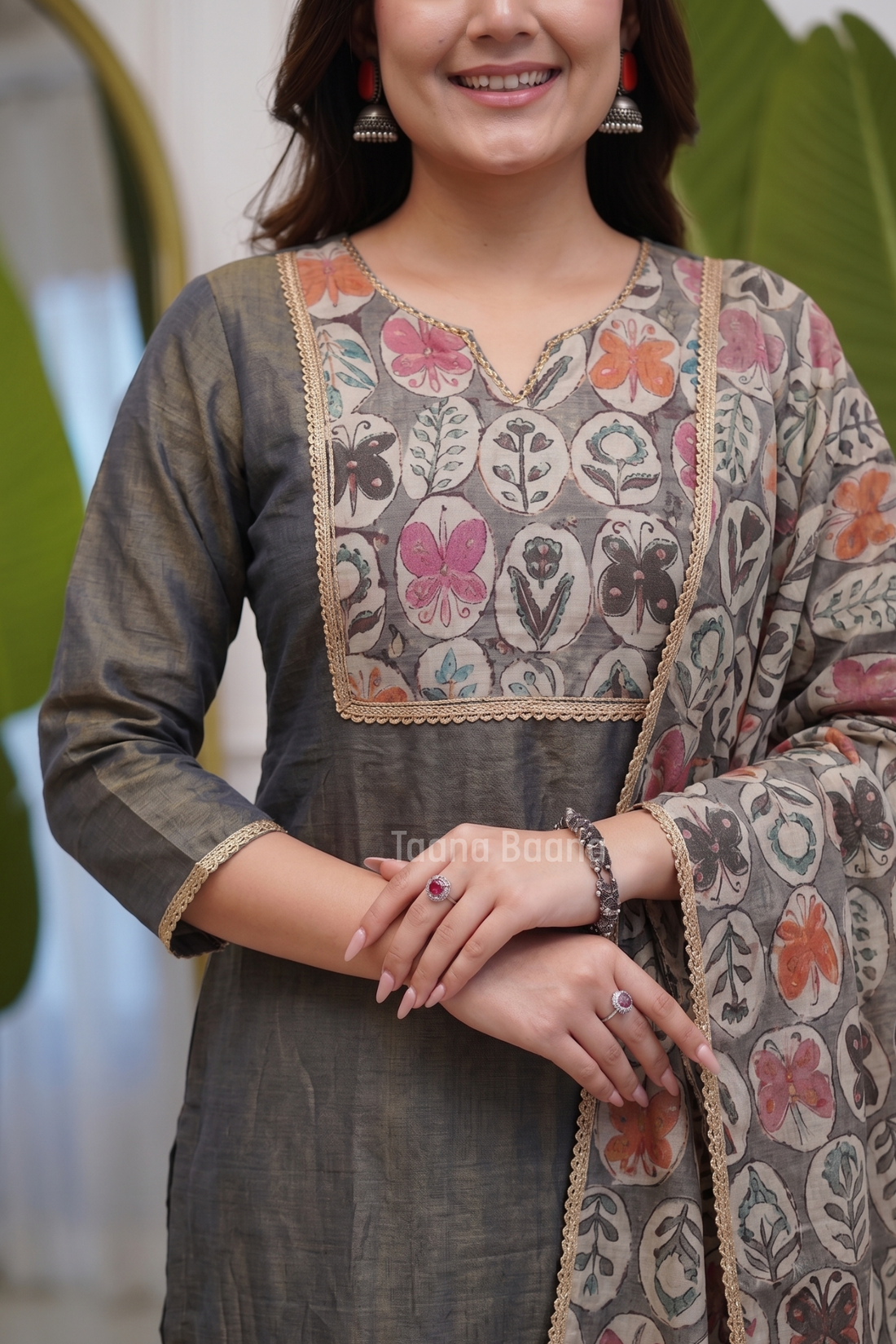 Dupatta Pant Set