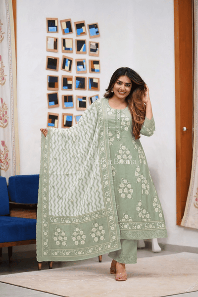 Dupatta Pant Set