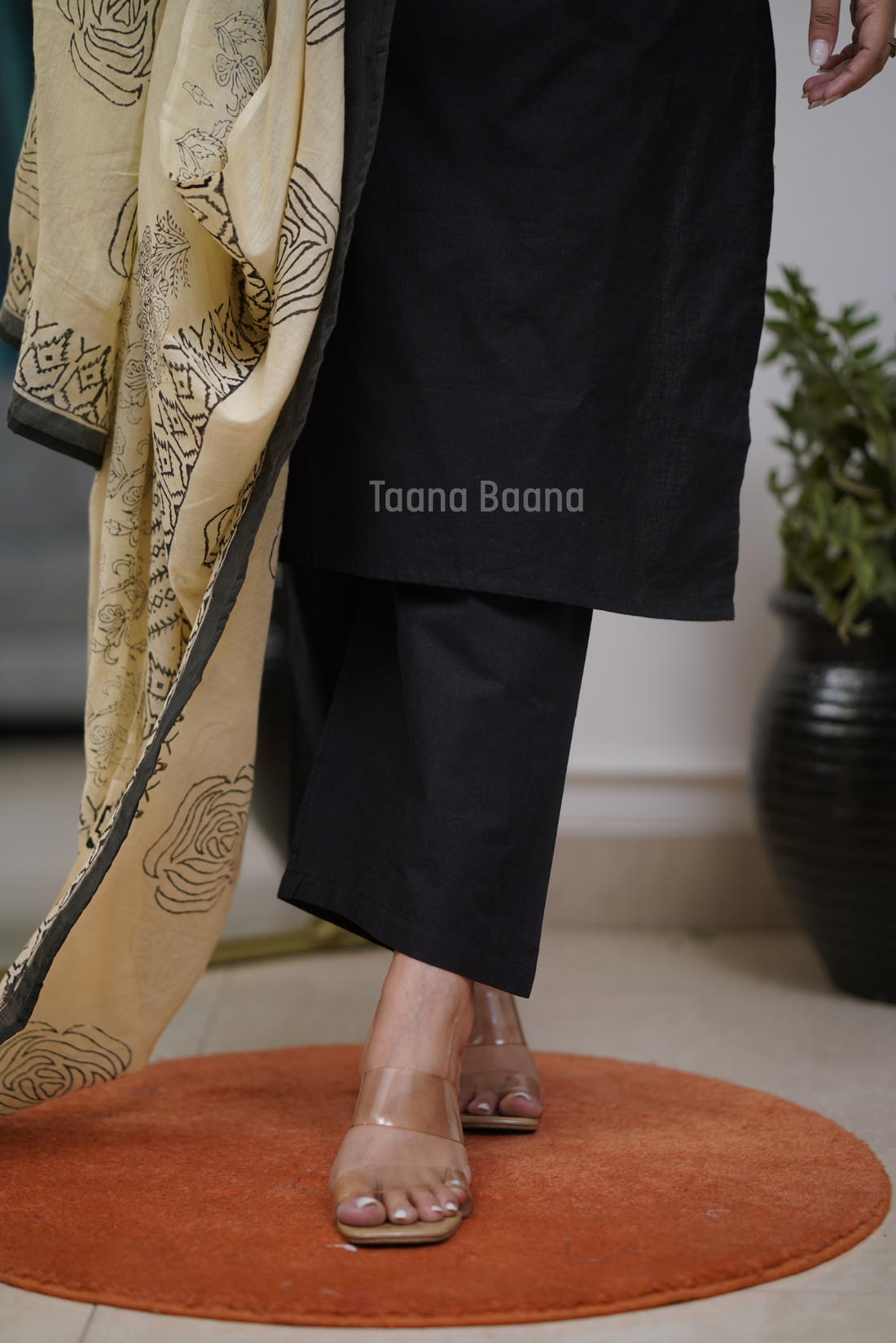 Dupatta Pant Set