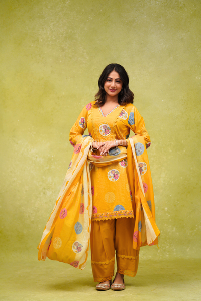 Dupatta Pant Set