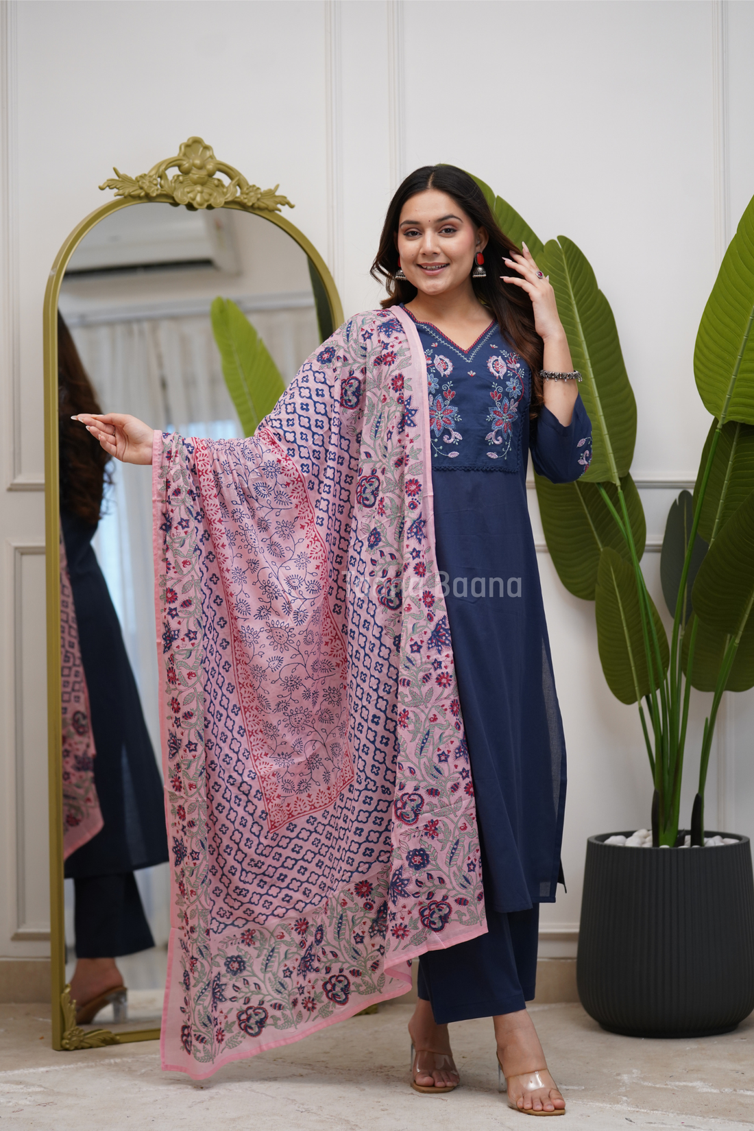 Dupatta Pant Set