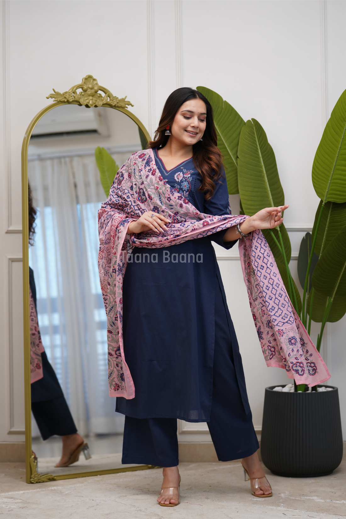 Dupatta Pant Set