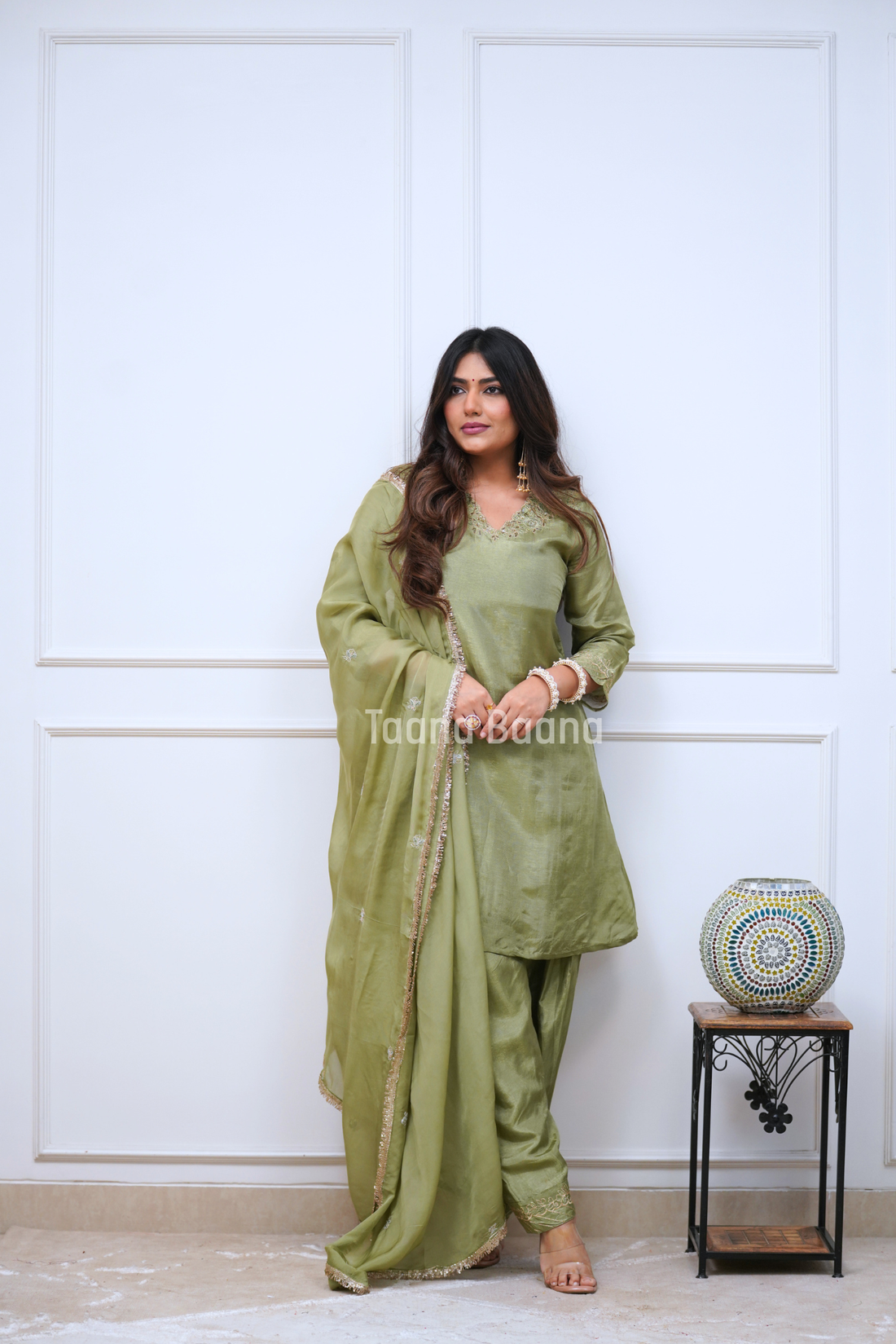 Dupatta Salwar suit