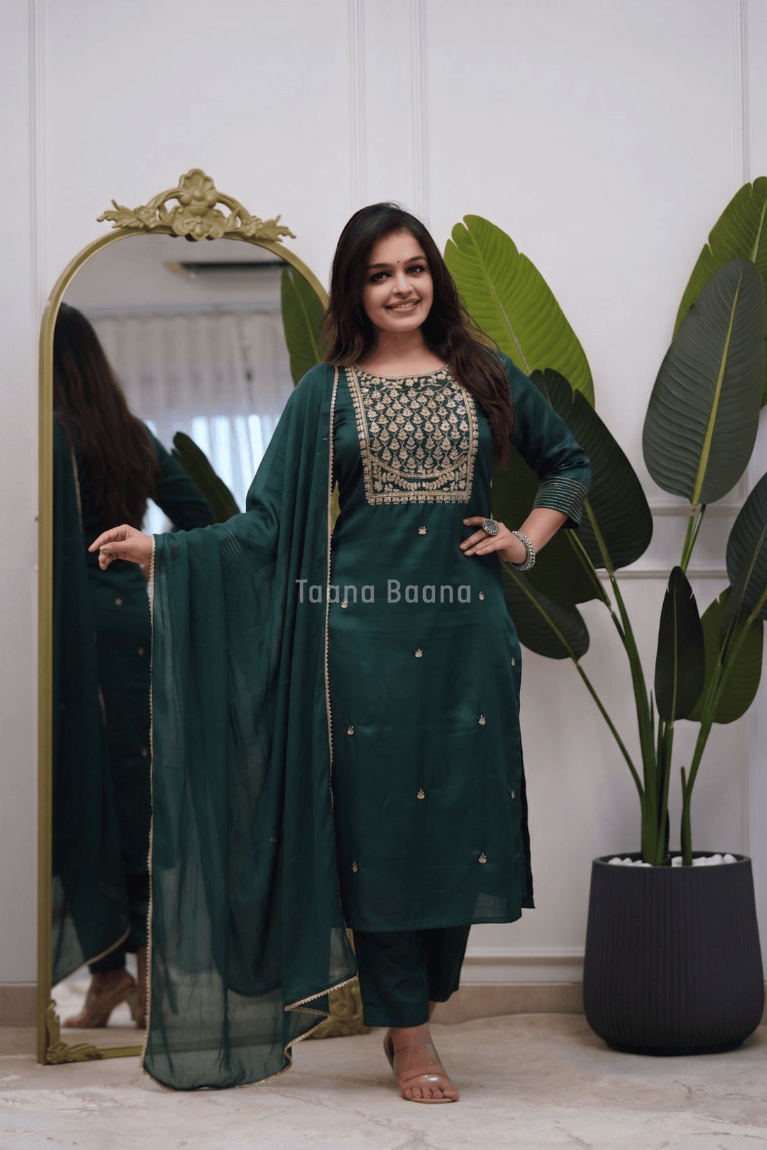 Dupatta Pant Set