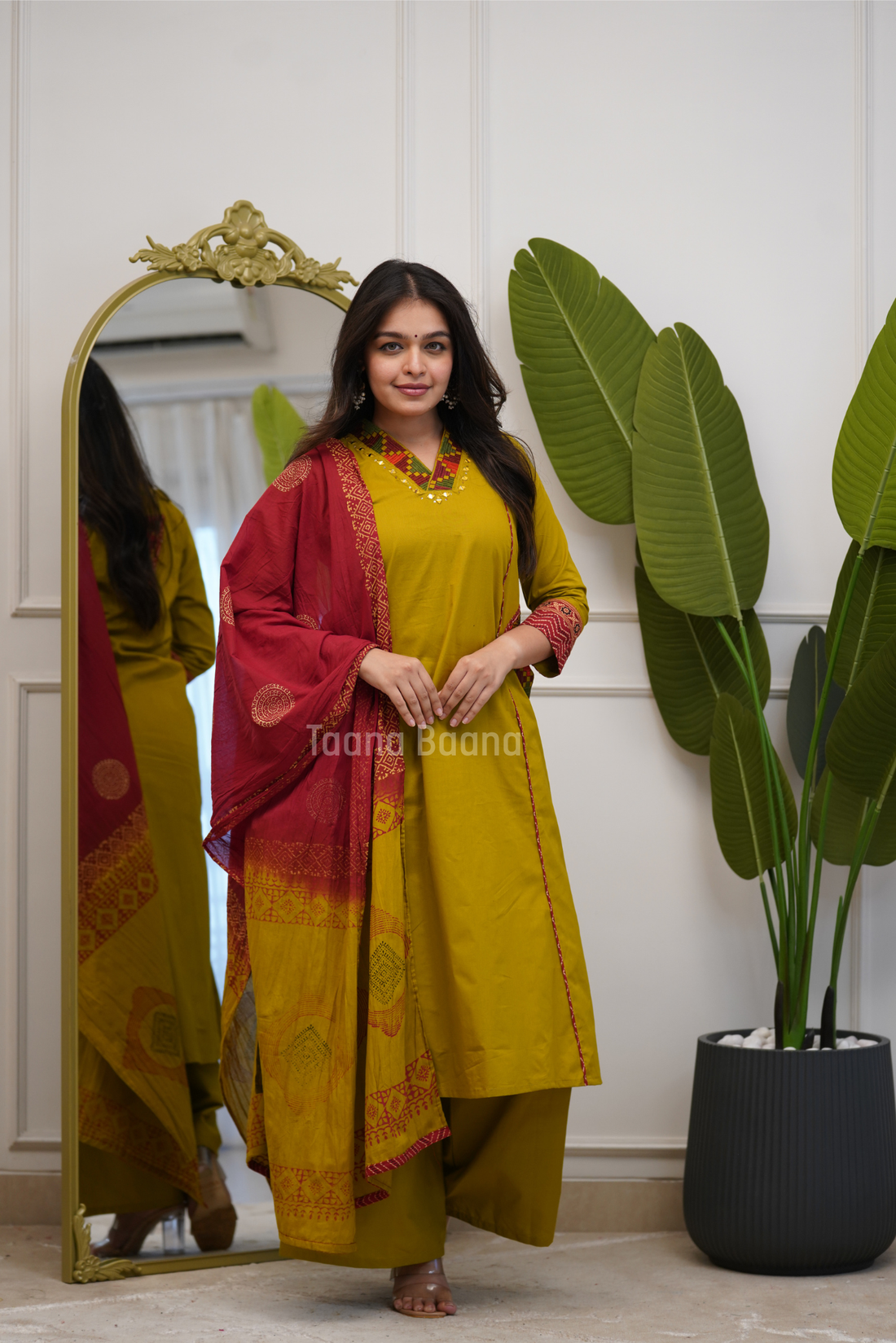 Dupatta Pant Set