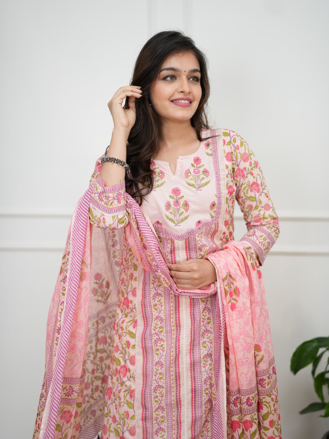Dupatta Pant Set