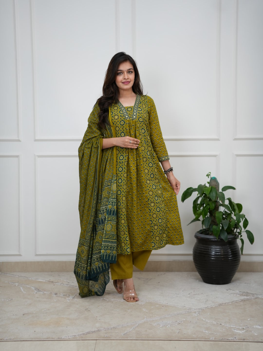 Dupatta Pant Set
