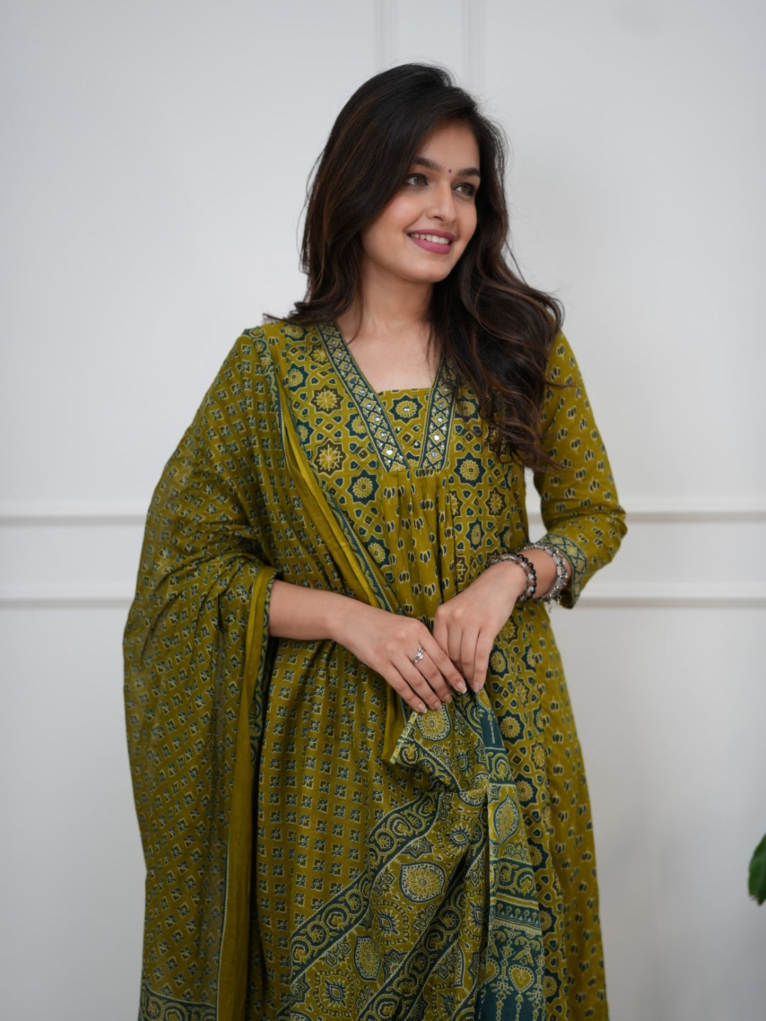 Dupatta Pant Set