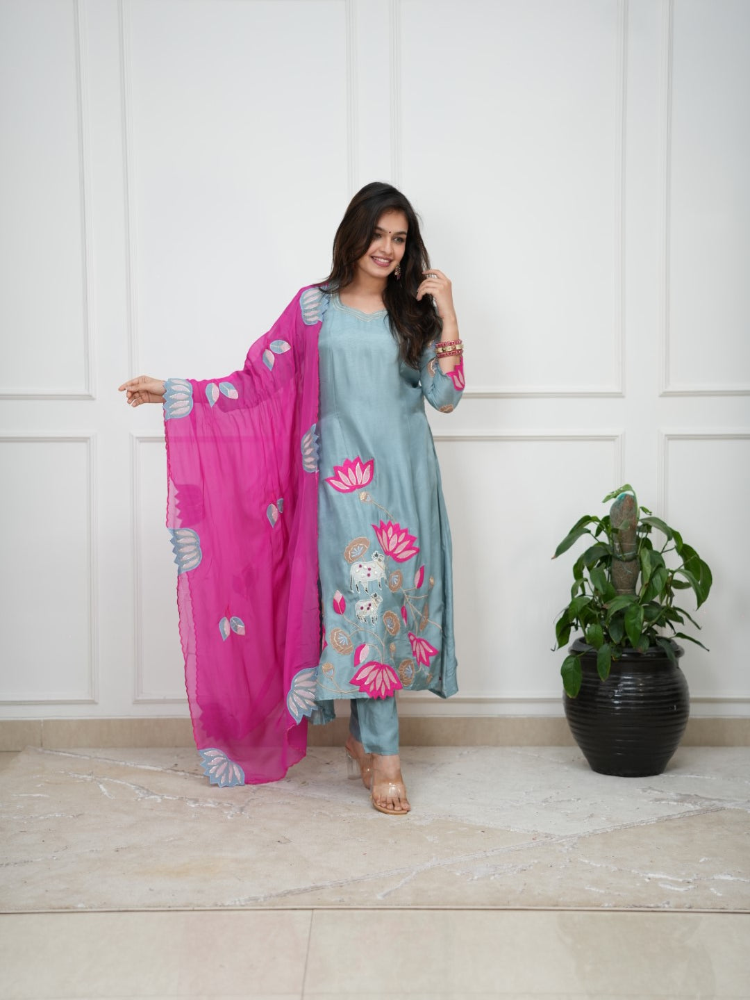 Dupatta pant set