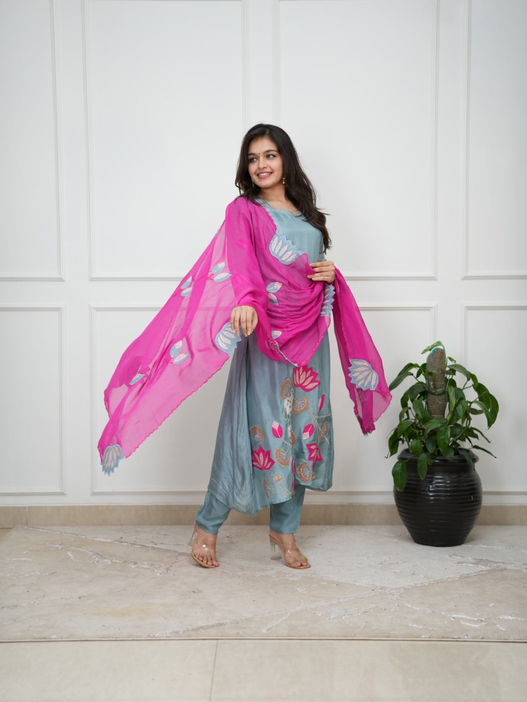 Dupatta pant set