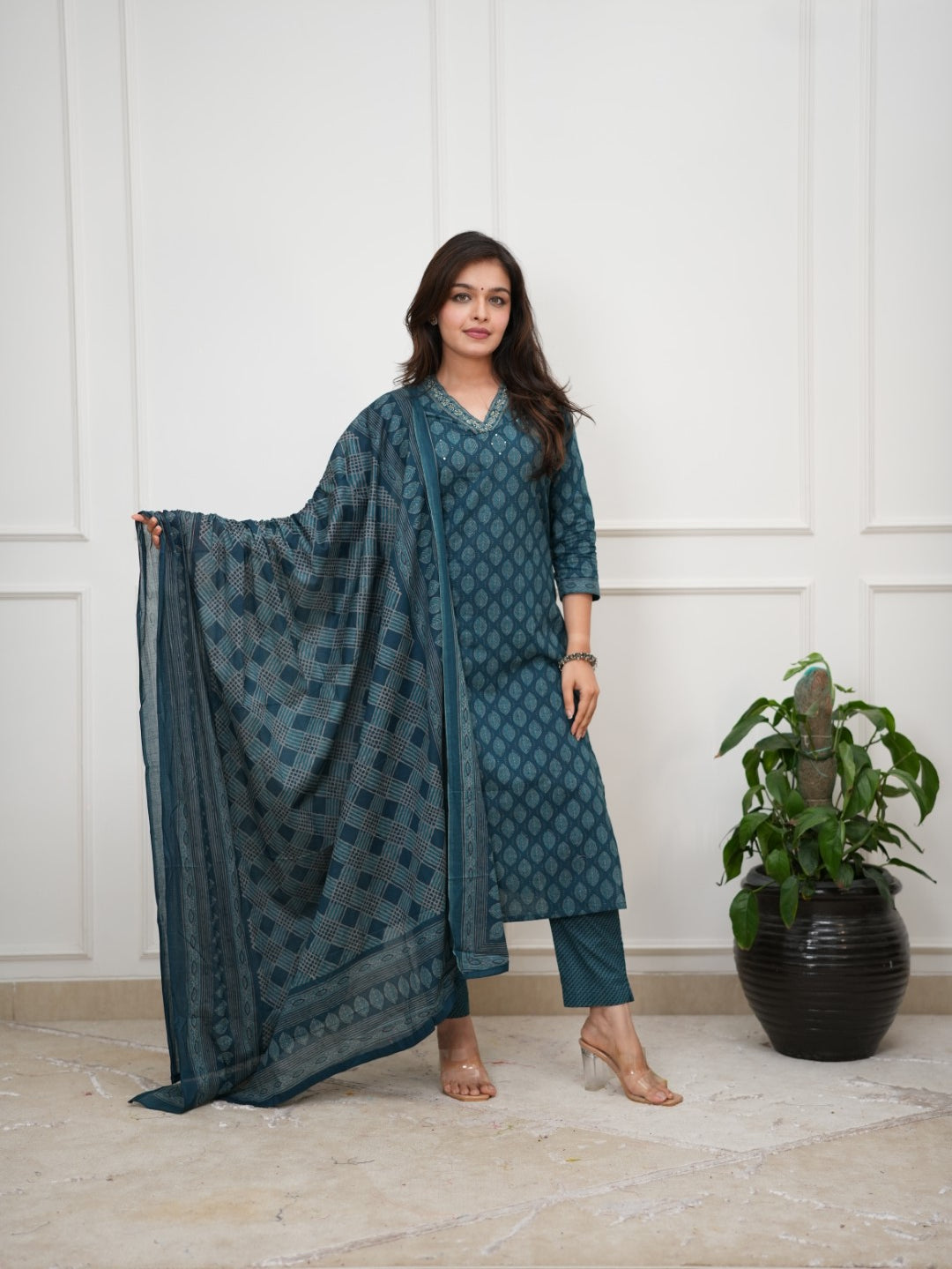 Dupatta Pant Set