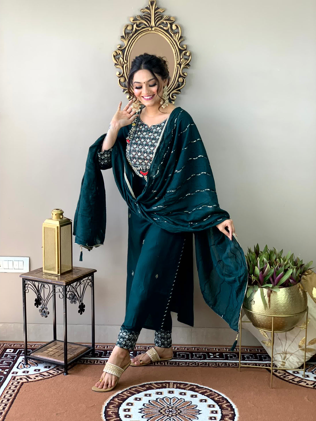 Duppata Pant Set