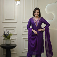 Dupatta Pant Set