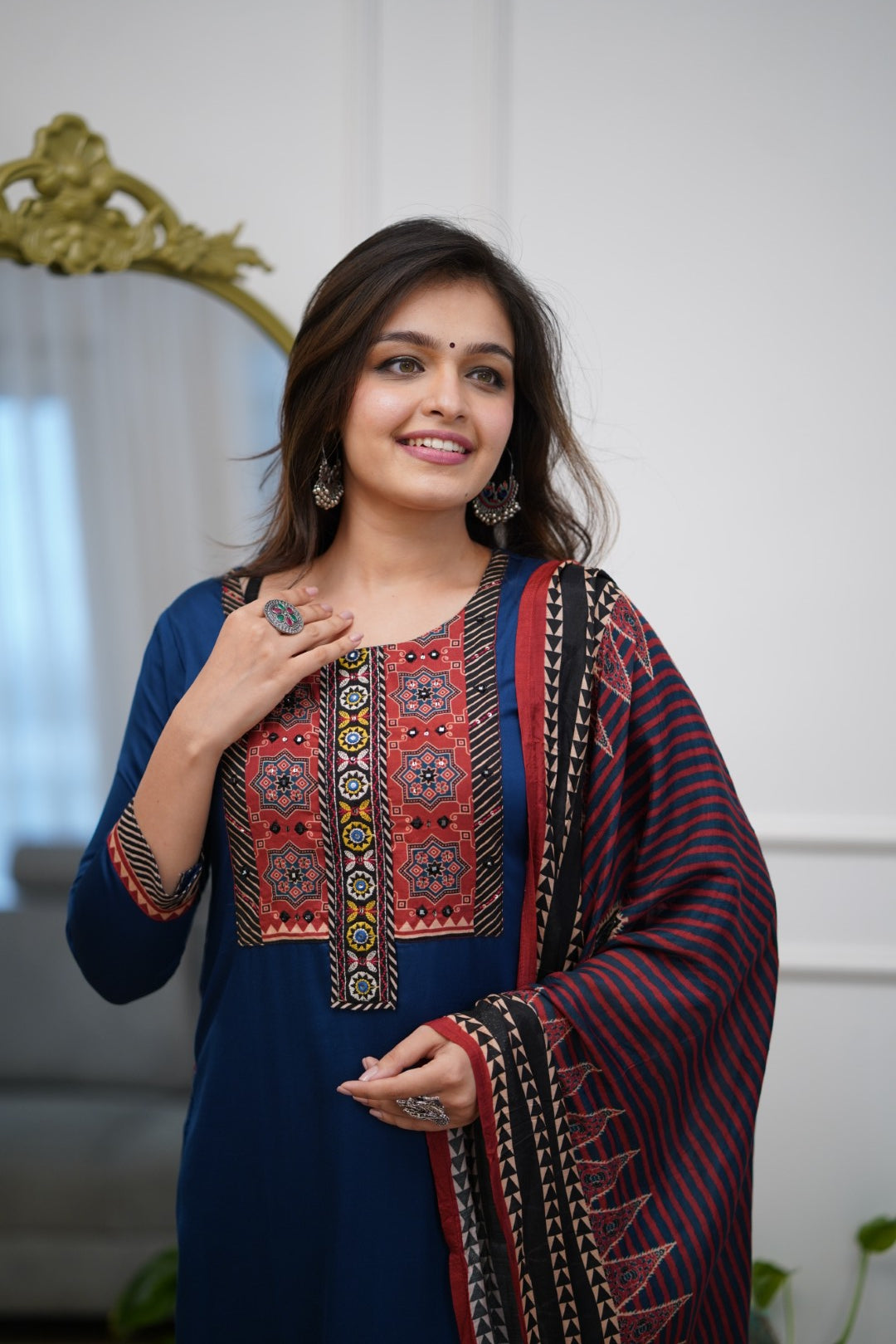 Dupatta Pant Set