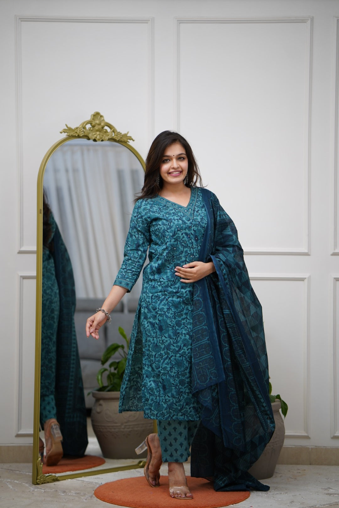 Dupatta Pant Set
