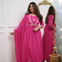 Dupatta Pant Set