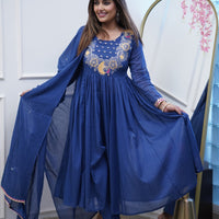 Dupatta Pant Set