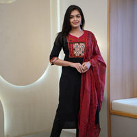 Dupatta Pant Set