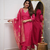 Dupatta Pant Set