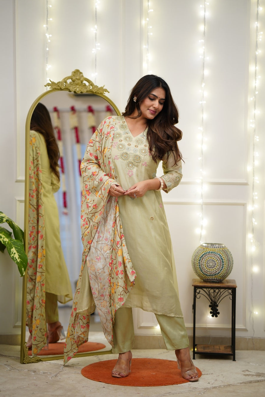 Dupatta Pant Set