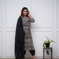 Duppata Pant Set