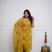 Dupatta Pant Sets