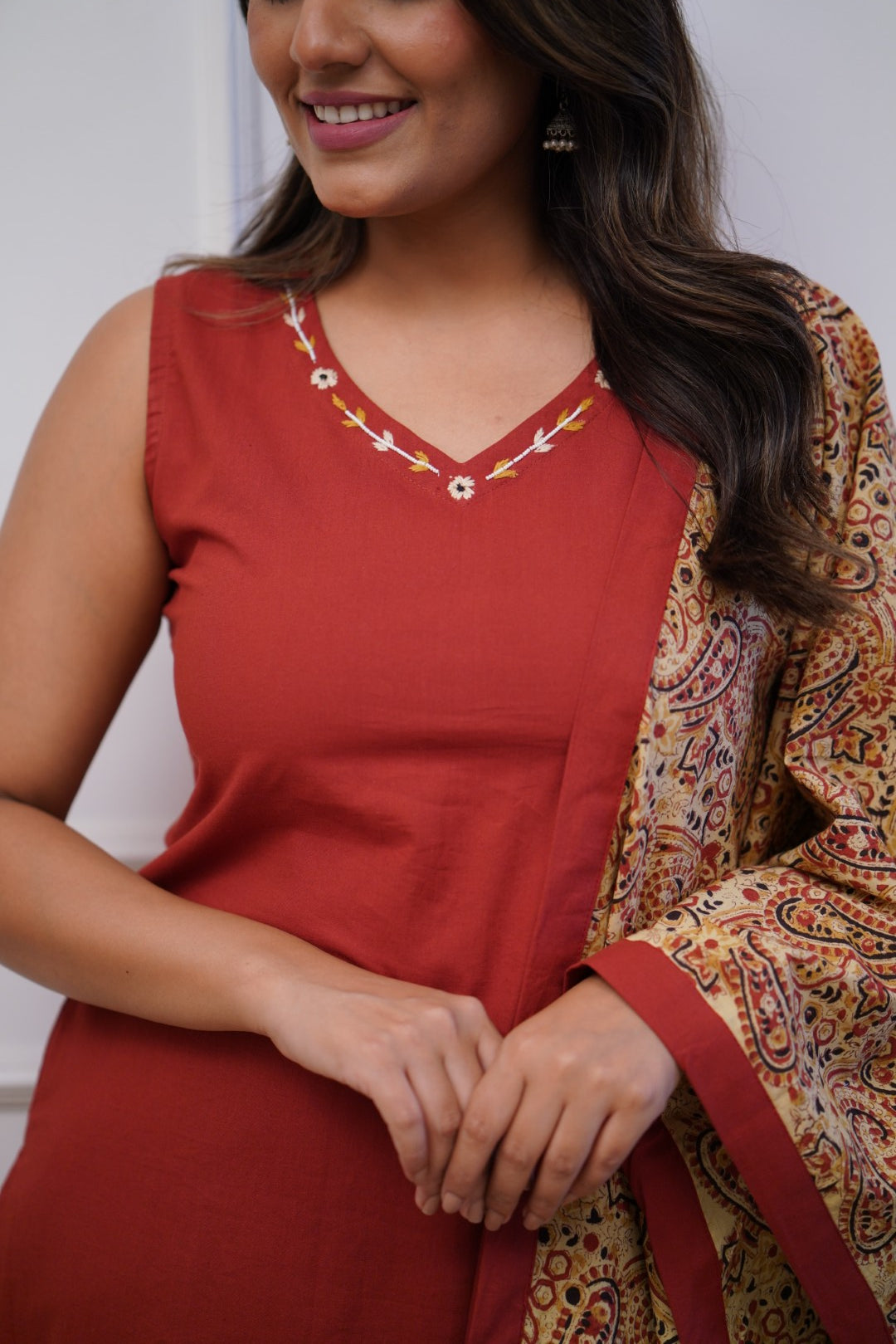 Sleveless Dress